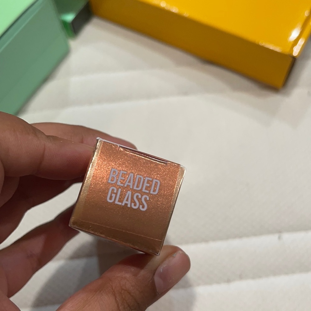 jeffree star gloss beaded gloss